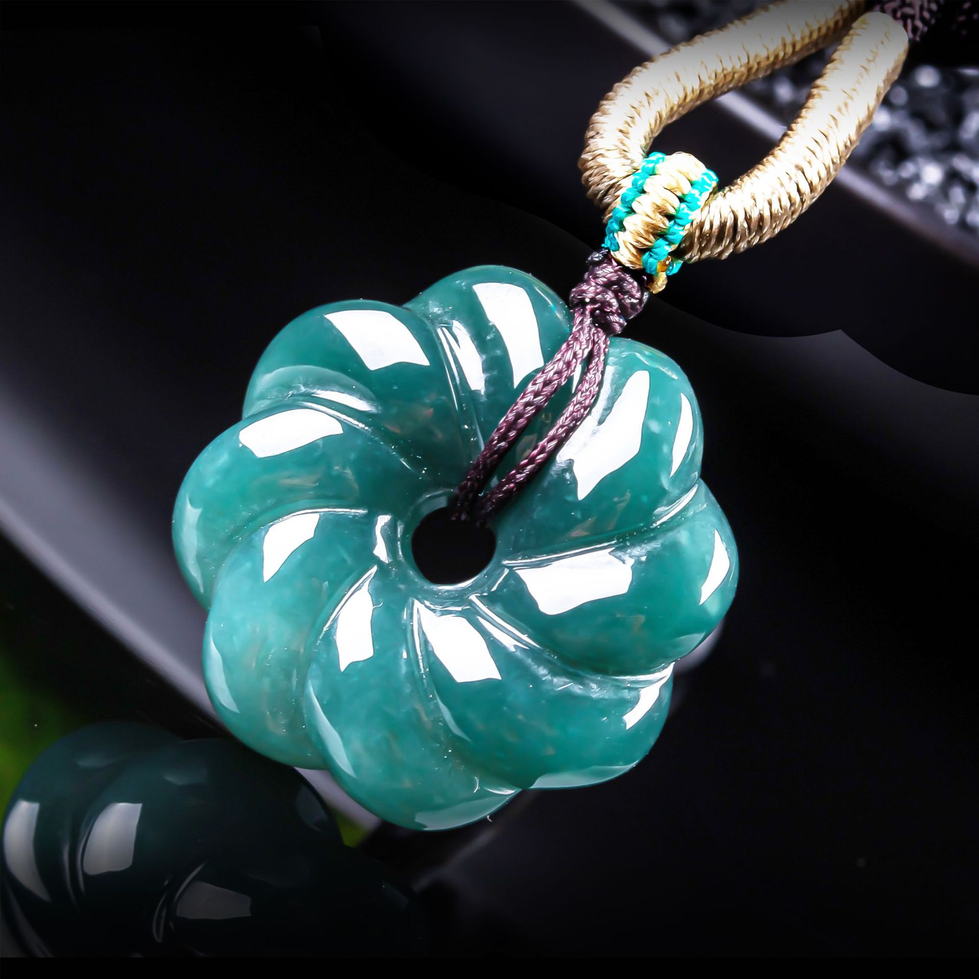 Natural Burmese Jadeite Flower - Women Accessories To Gift ulasan dan harga